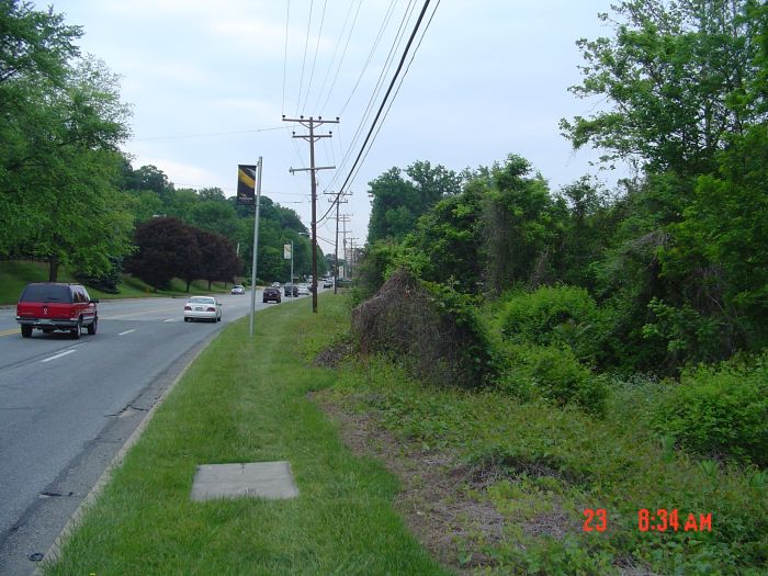 Heading east along the south side of Towsontown Boulevard. A couple of years after this 2005 photo, a concrete sidewalk was put in. ET 56 minutes
