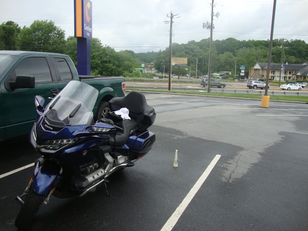 Looking east along Rt 70 (Tunnel Road), I-240 comes in from the left. The BP sign where I refuel is visible, and the Family Dollar store (my food source in this restaurant-free area) is around the corner past the BP. The BRP intersects 70 in 1.3 miles.