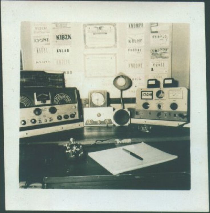 The date is uncertain on this; perhaps mid-1959. I don't believe I had upgraded from Novice to Conditional ("dropping the N" was the way we put it), so was still KN3GHH. The Heathkit AT-1 transmitter on the right cost $6 at a Pittsburgh hamfest. The Parker 51 fountain pen, lying on the log, was found on my paper route; I still use one today.
