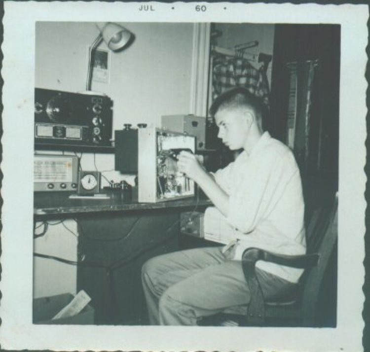 Age 15 or 16, depending on the day in July 1960 this photo was taken... I guess the 807's rig needed a little work!