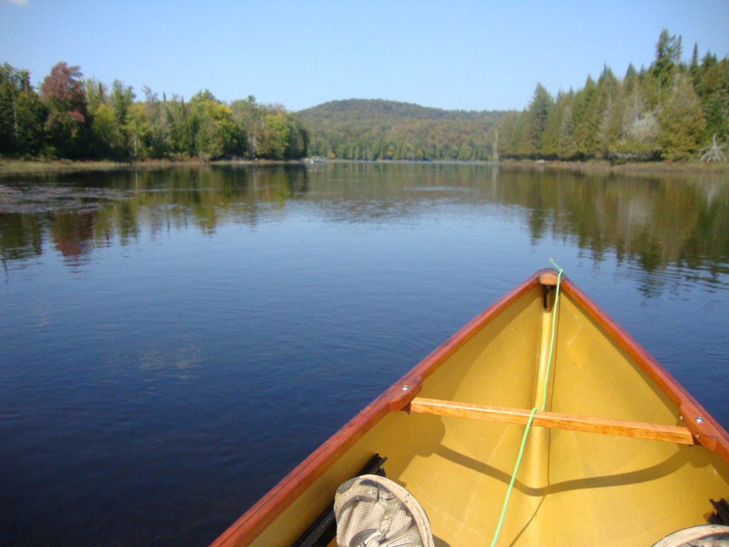 A couple of minutes later I had backed out and am headed out to the open lake. We're looking northwest, I think.

