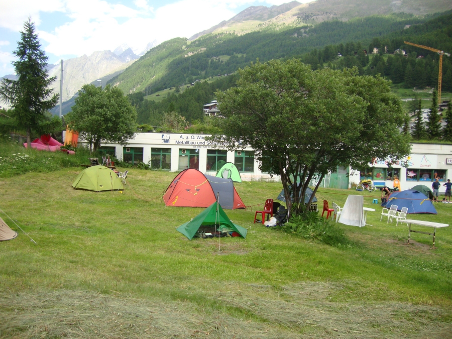 After the June 28, 2012 farewell breakfast of my Adirondack Mountain Club tour group, I moved from our 3-star hotel to my green tarp at "Matterhorn Camping." While not visually impressive in tony Zermatt, this was a great campground, with a feature every backpacker loves: an enclosed room for cooking and eating in bad weather!