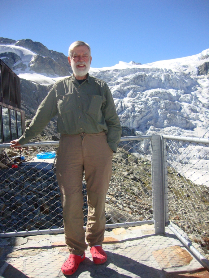My rest days always seemed to have gorgeous weather! This photo looks south, at 10:30 AM, on the deck of Cabane de Moiry. The spectacular glass-walled dining room is to my right.
