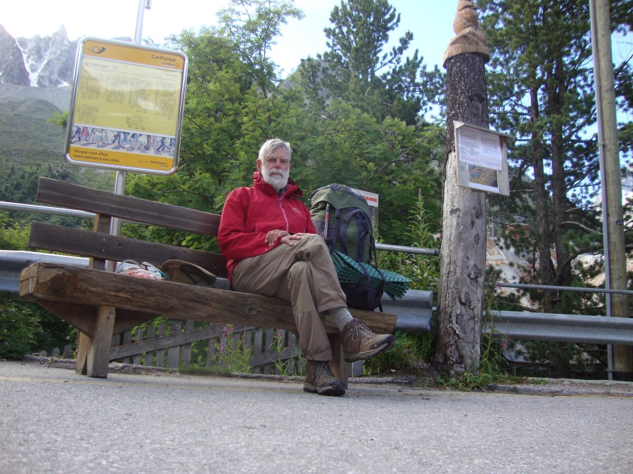 Wednesday, July 18, I left the campground at 7:10 and arrived here at 7:30... an hour before the bus! I feared problems with my Swiss Pass, but the young driver glanced at it and said "It's OK." We got to Sion at 9:40, and I made the 10:06 Geneva train with 10 minutes to spare.